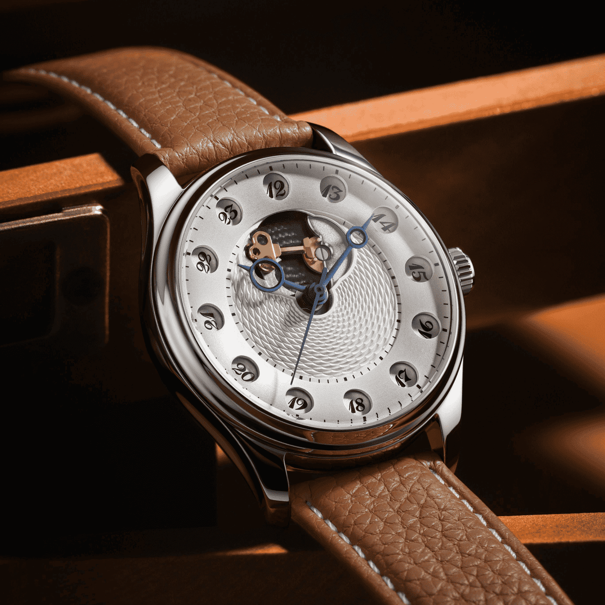 OLTO·8 Chrono Gate Stellar Silver